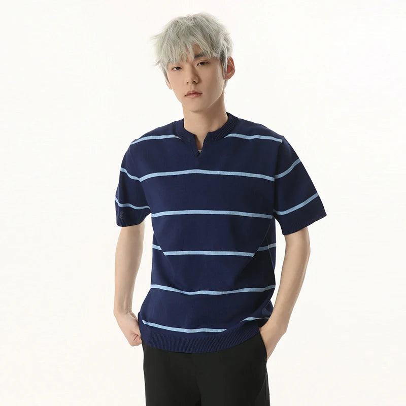 Contrast Stripe Notch Neck T-Shirt