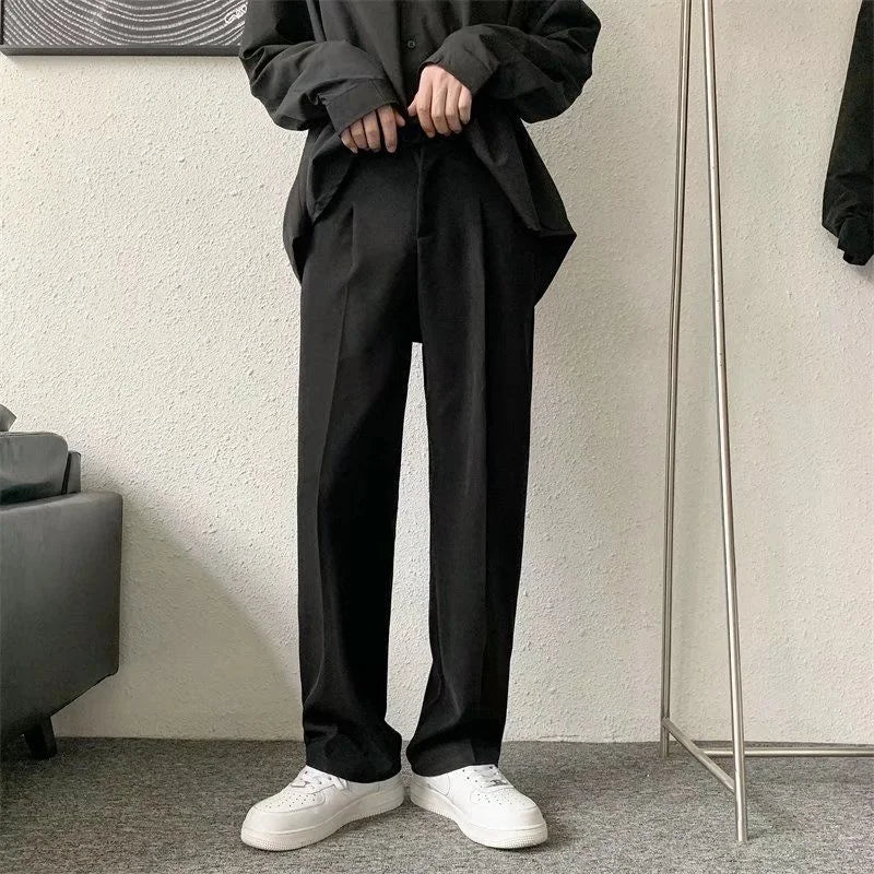 Streets of Seoul | Baggy Trousers, Chunky Shoes & Modern Menswear Streets of Seoul | Baggy Trousers, Chunky Shoes & Modern Menswear