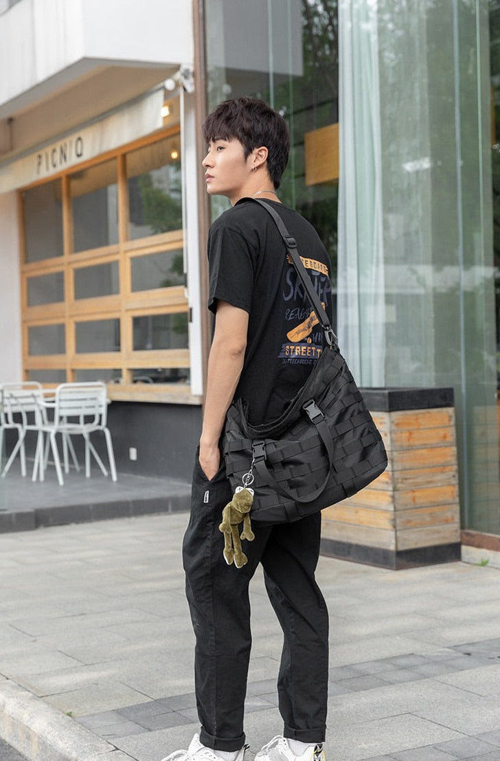 Cross Body Bag with Pouch, Streets of Seoul